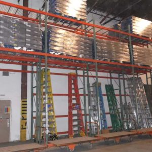 Used Pallet Rack Teardrop Beam - 120" x 4 3/4" - 11114