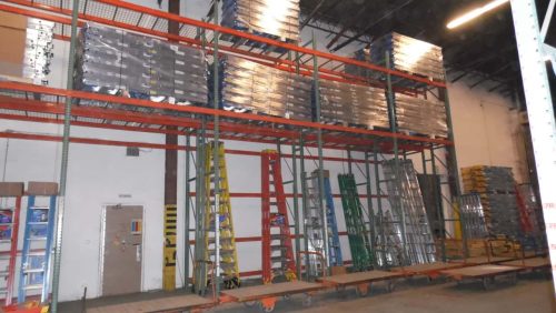 Used Pallet Rack Teardrop Beam - 120" x 5" - 11114