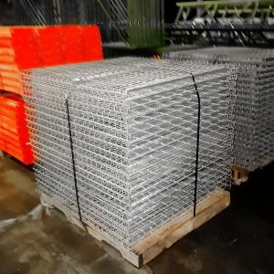 Used Wire Mesh Decks - 42" x 46" x 38 1/2"
